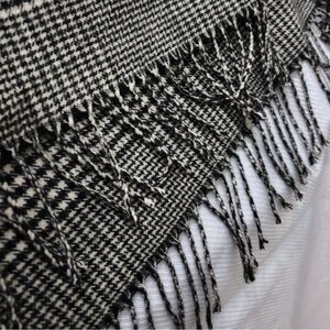 Classic Black and White Houndstooth Scarf